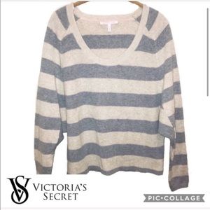 Victoria secrets | scoop neck wool blend sweater